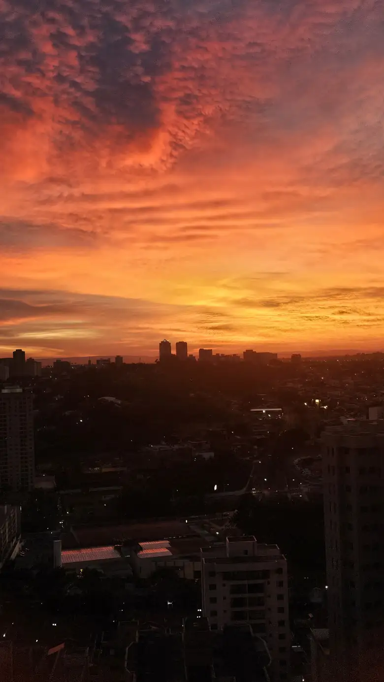 Amanhecer observado a partir do apartamento, foto 08